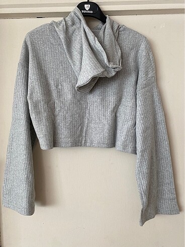 Uzun Kollu Kapşonlu Crop Triko Etekli Takım - Görsel 4