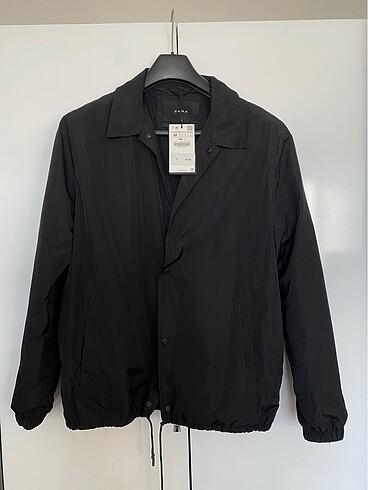 Zara Mont