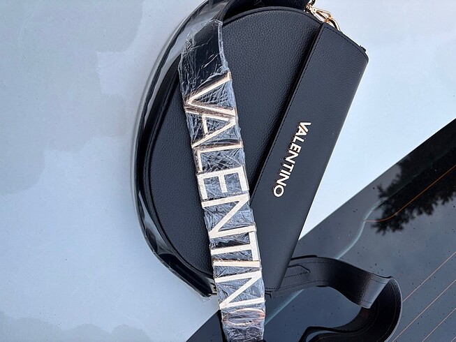 Valentino VALENTİNO Özel İlan