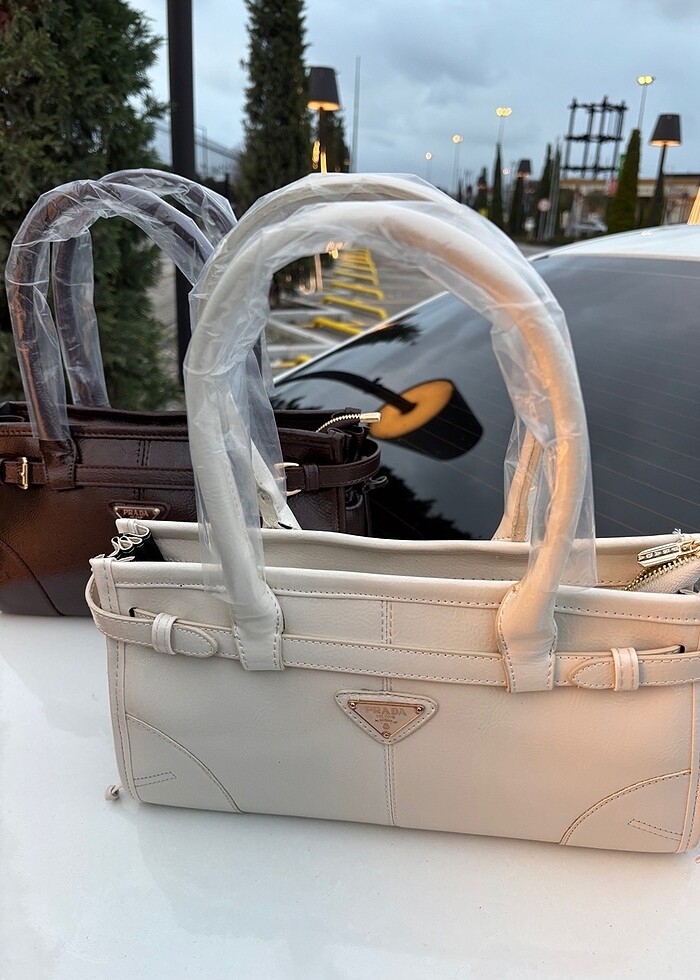 PRADA Deri Rugan Beyaz - Görsel 5