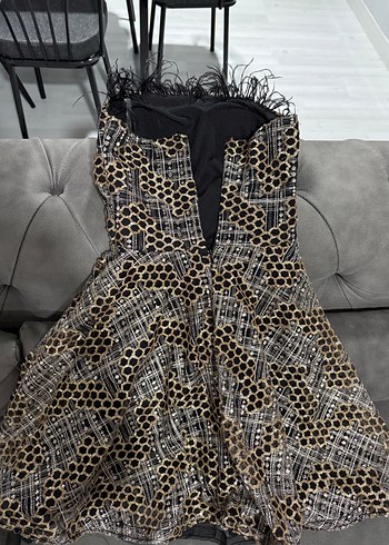 Dantel Detaylı Yılan Desenli Mini Abiye - Görsel 2