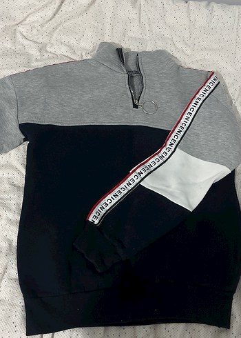 Yarım Fermuarlı Gri-Siyah Kadın Sweatshirt