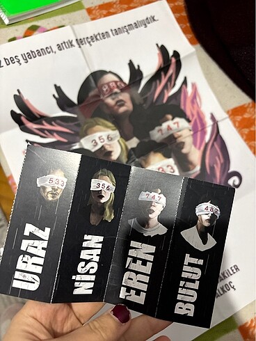 Enkaz altındakiler posterli ayraçlı - Görsel 6