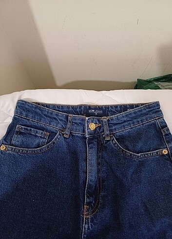 LC Waikiki Mom fit jean