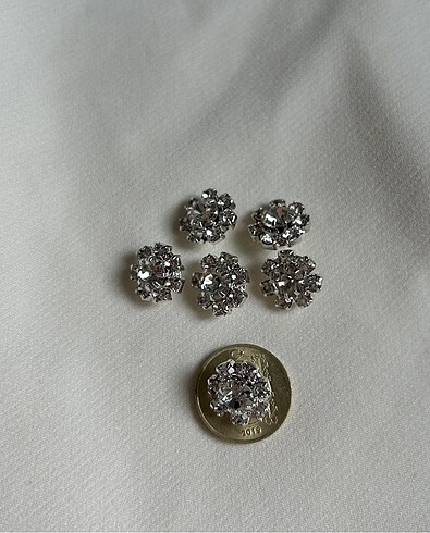 Taşlı Düğme - Görsel 2