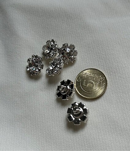 Taşlı Düğme - Görsel 4