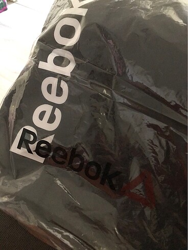 etiketli reebok spor gym çantası