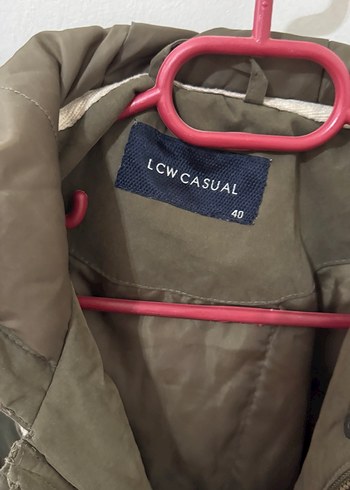 Haki yeşili kadın mont - Görsel 2