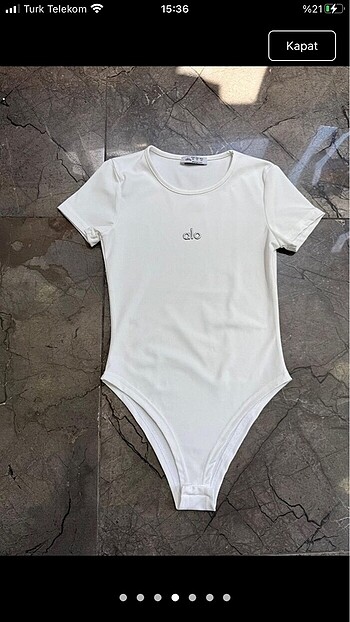 s Beden Alo yoga bodysuit