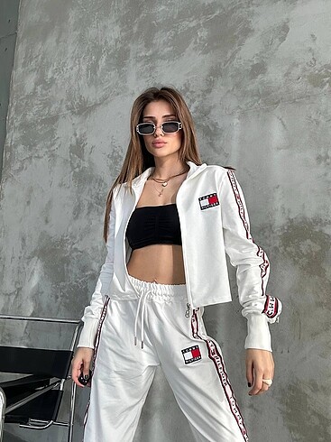 xl Beden Tommy hilfiger eşofman takım