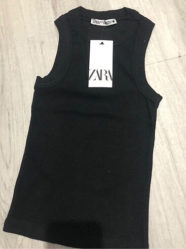 m Beden Zara halteryaka atlet