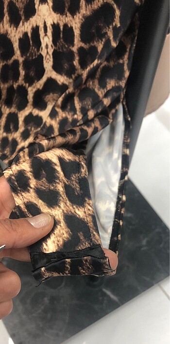 s Beden Leopar bodysuit