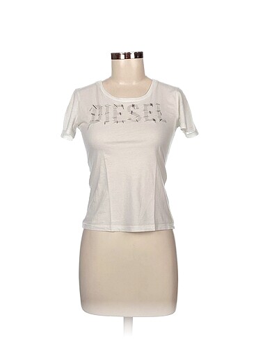 Diesel T-shirt %70 İndirimli.