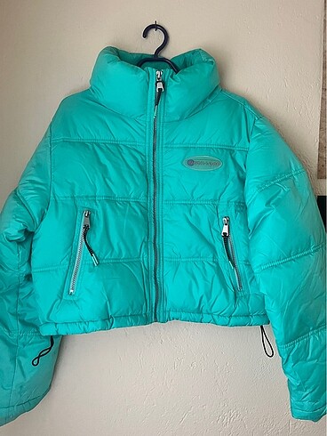 Pullandbear puff kısa mont