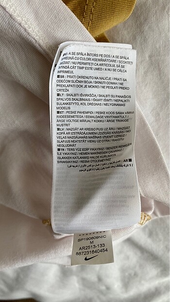 m Beden çeşitli Renk Nike Crop Tişört