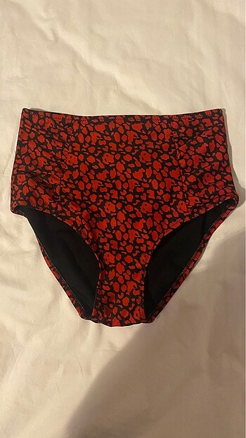 Suwen Bikini