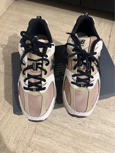 38,5 Beden New balance 530