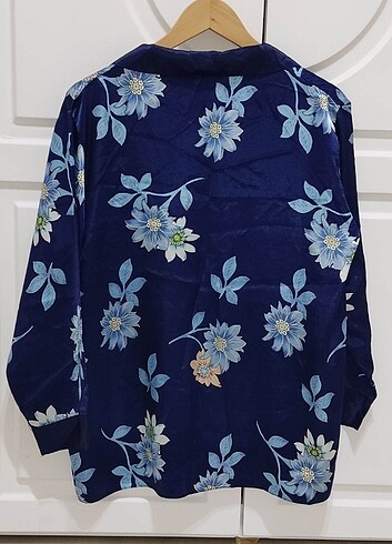 Benim UNDER WEAR L Parlament Mavi saten çiçekli cepli pijama üst - Görsel 3