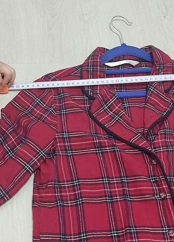 LC Waikiki XS Yılbaşı Temalı Uzun Kollu Kadın Ekose Pijama Üst - Görsel 6