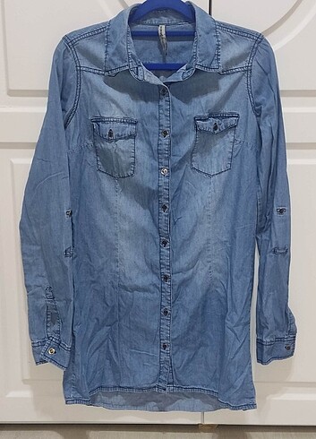 Stradivarius Kadın M Kolu Katlamalı Çift Cep Kot Tunik - Buz Mav - Görsel 2