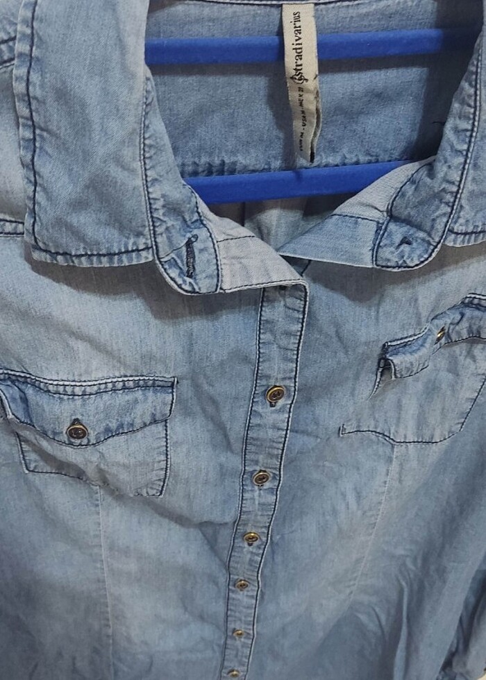 Stradivarius Kadın M Kolu Katlamalı Çift Cep Kot Tunik - Buz Mav - Görsel 3