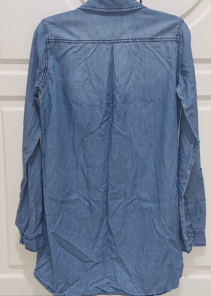 Stradivarius Kadın M Kolu Katlamalı Çift Cep Kot Tunik - Buz Mav - Görsel 4