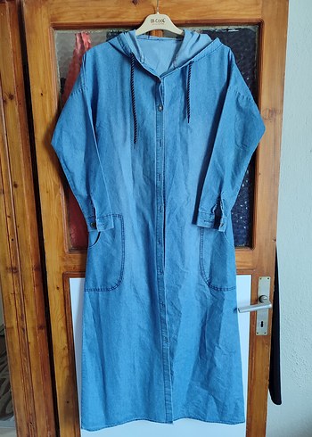 Kadın Uzun Mavi Denim Pardesü