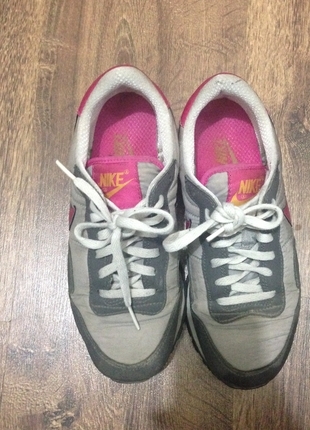 Nike ayakkabi