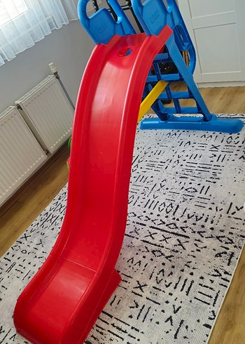 Renkli Çocuk Kaydırağı - Kırmızı