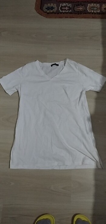 Beyaz tshirt