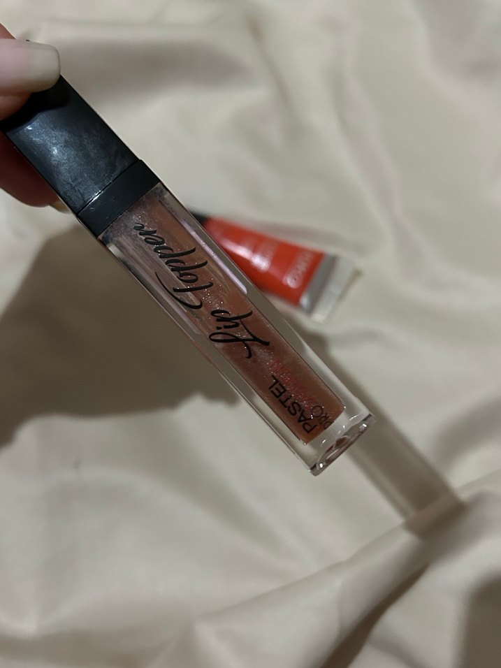 İki adet lip gloss - Görsel 3