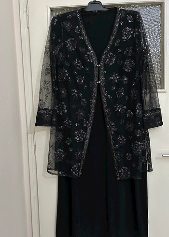 Siyah Nakışlı Uzun Dantel Abiye Elbise - Görsel 4