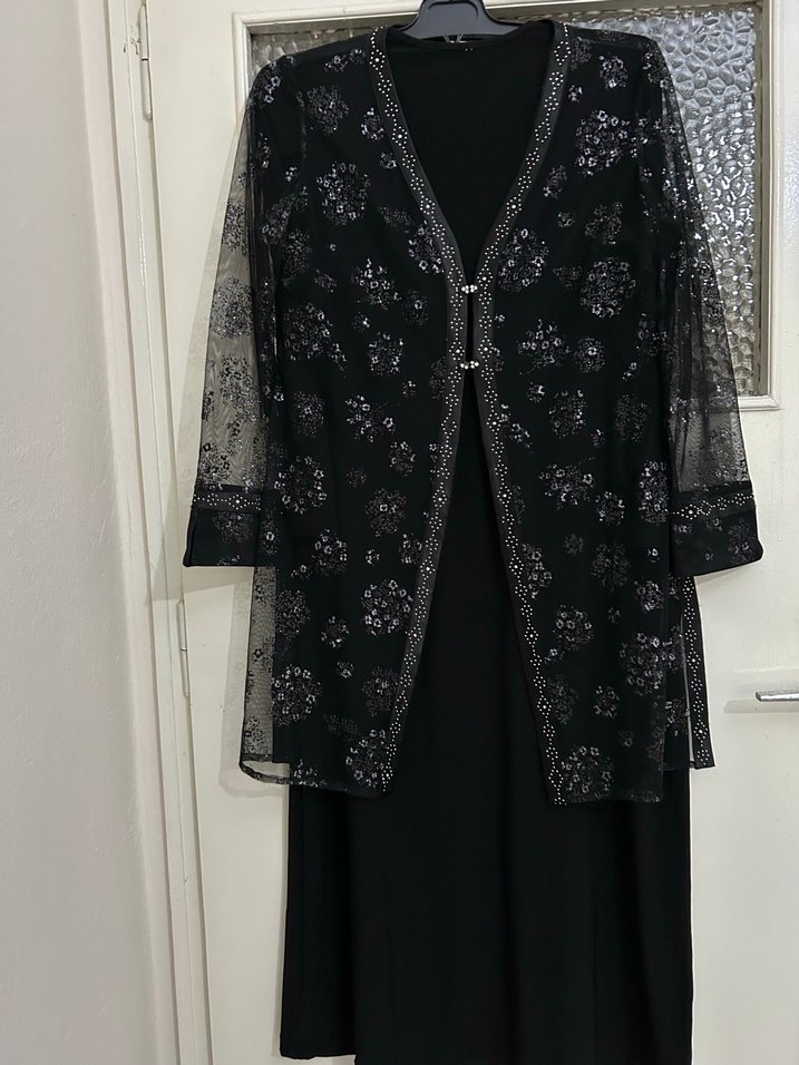 Siyah Nakışlı Uzun Dantel Abiye Elbise - Görsel 2