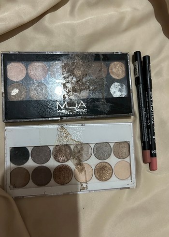 Çeşitli makyaj malzemeleri - Görsel 3