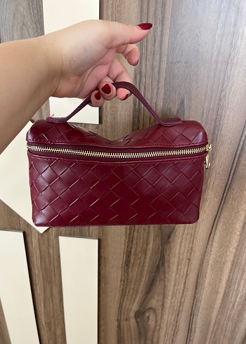 Bordo Deri Fermuarlı Kadın Çantası