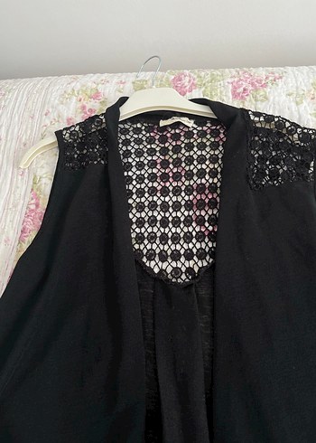 Diğer Siyah Uzun Dökümlü Kolsuz Gotik Yelek