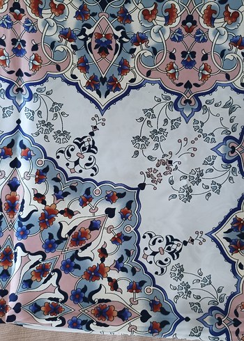 Desenli Eşarp - Görsel 2