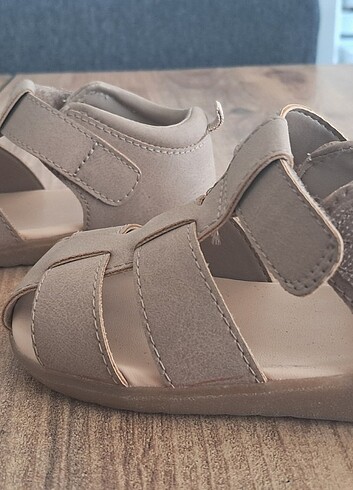 H&M bebek çocuk sandalet ayakkabı