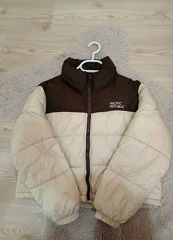 Pull&Bear Şişme Mont 