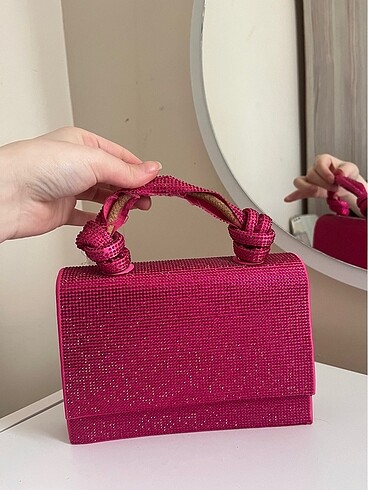Zara orjinal çantası zincirli