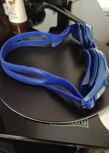 Mavi Kayışlı Yüzücü Gözlüğü - Görsel 3