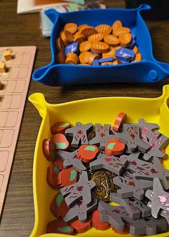 Beden Renk Creature Caravan Sanat Kitabı