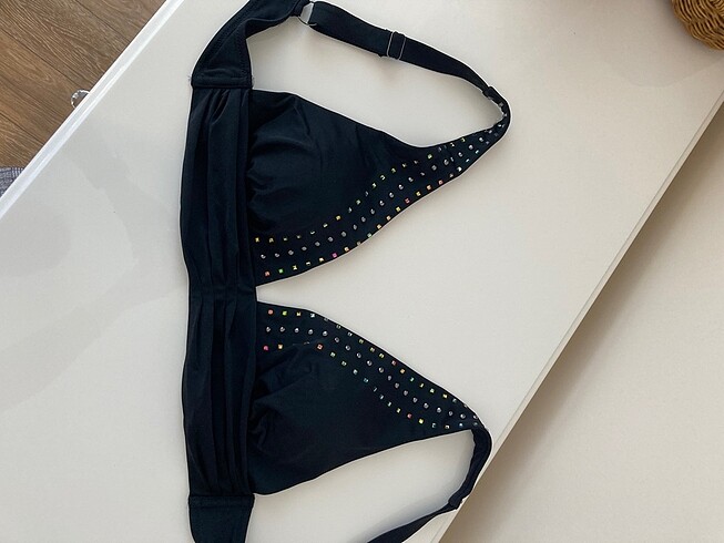 Taşlı bikini üstü