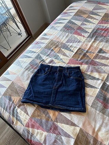 Zara lıkralı kot etek