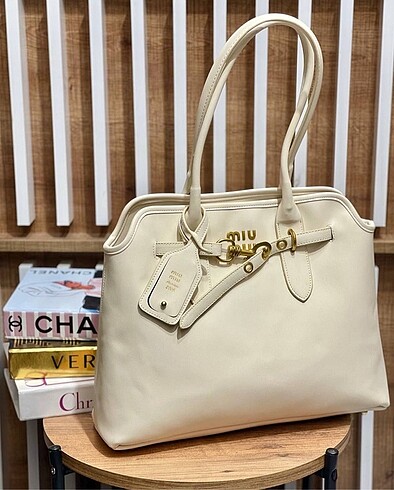 Miu Miu Çanta