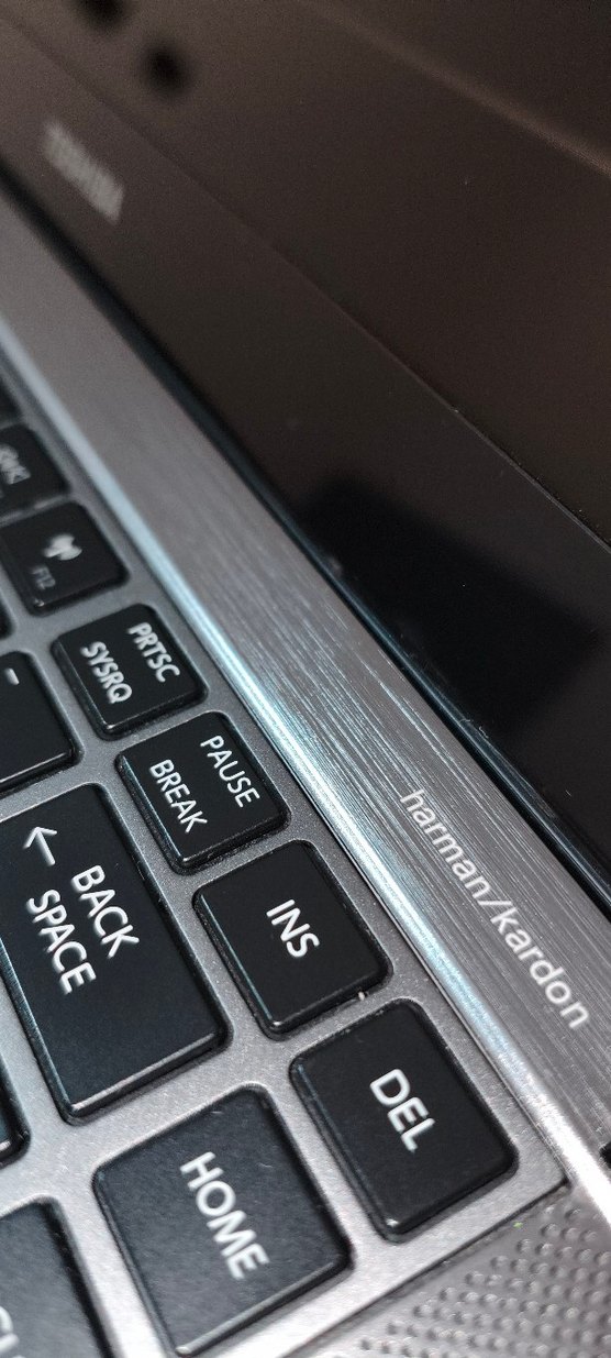 TOSHİBA ULTRABOOK HARMAN KARDON ALMAN ÜRETİM IŞIKLI KLAVYE - Görsel 3