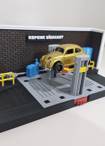 Beden 1/64 Diacast Hot Whells Garaj