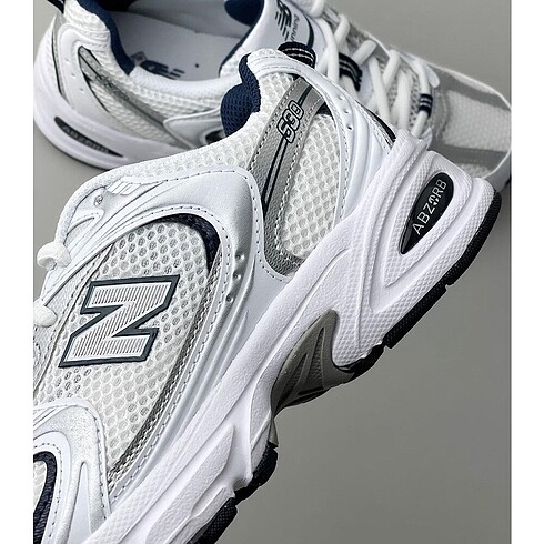 44 Beden New Balance 530 Gümüş