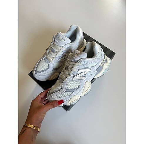New Balance 9060 Quartz