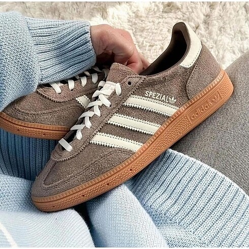 Adidas Handball Spezial ? Brown
